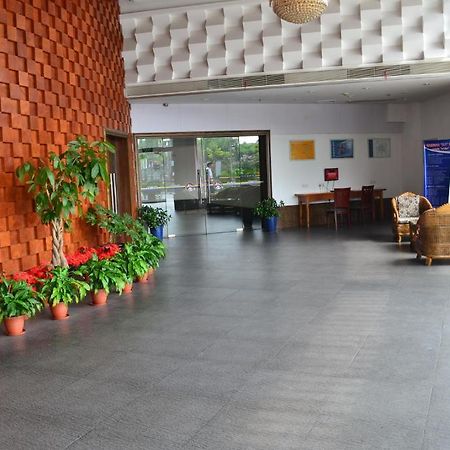 Jingyue 99 Inn Shanghai Pudong Airport Shiwan Branch Exterior foto